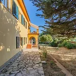 By The Sea - Grilli 3 Vakantiehuis