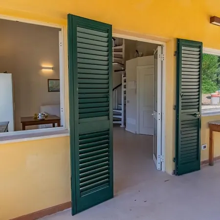 By The Sea - Grilli 3 לקונה